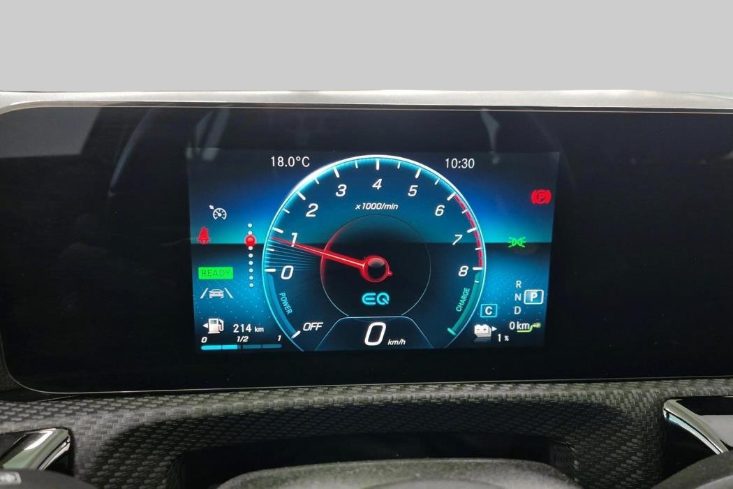 MERCEDES-BENZ A 2021