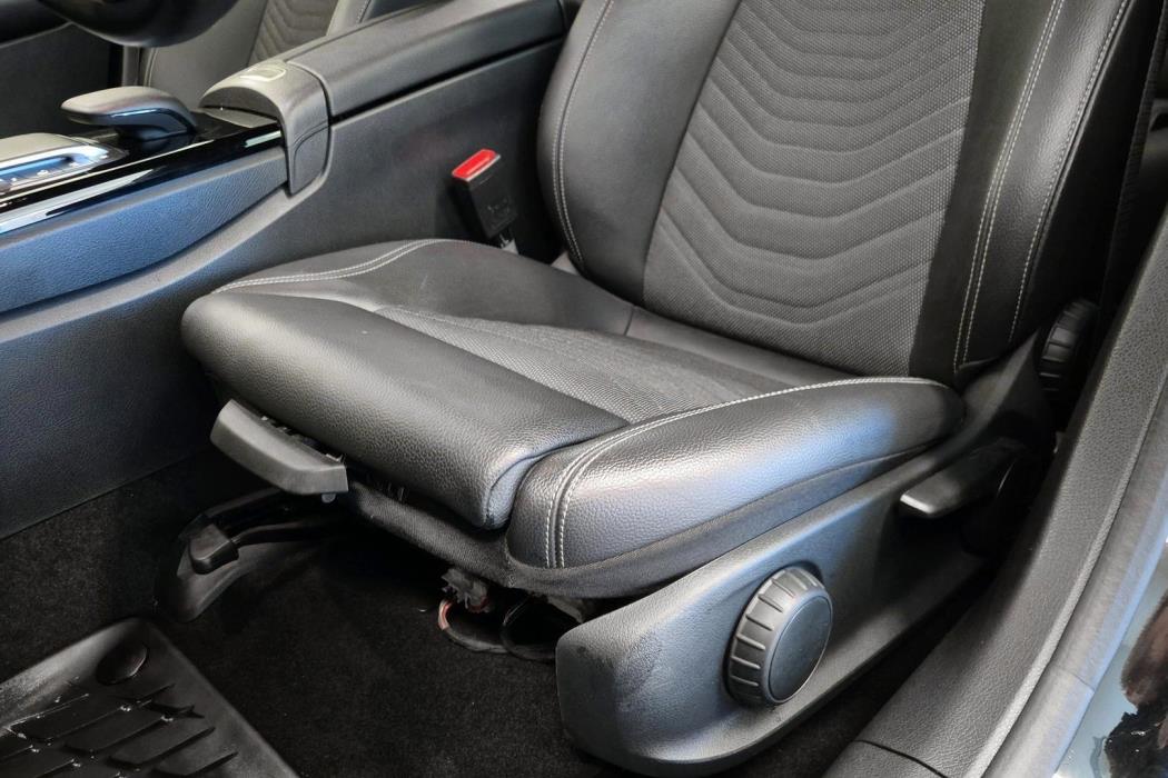 MERCEDES-BENZ A 2021