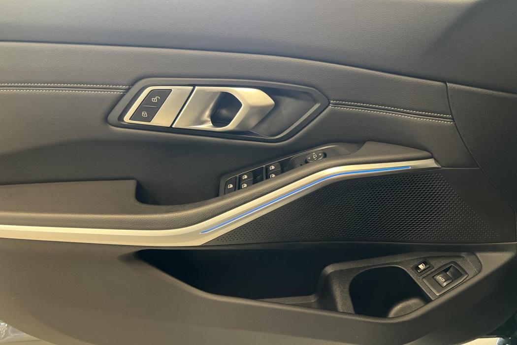 BMW 3-sarja 2021