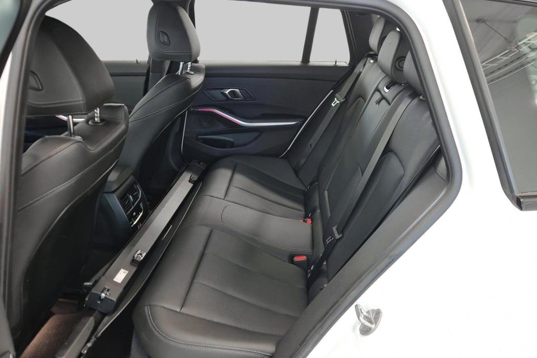 BMW 3-sarja 2025