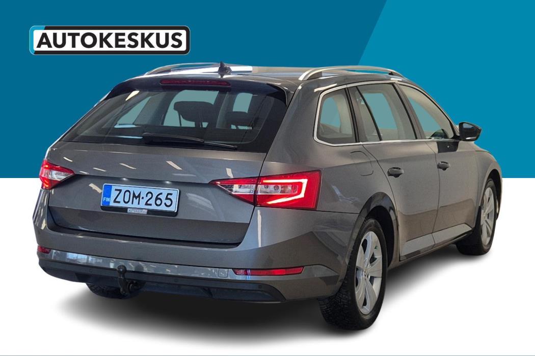 SKODA Superb 2023