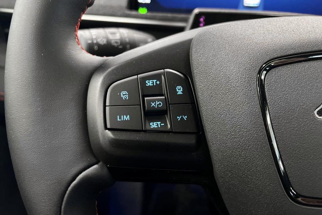 FORD Mustang Mach-E 2025