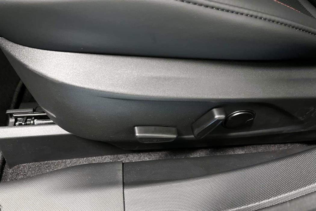 FORD Mustang Mach-E 2025