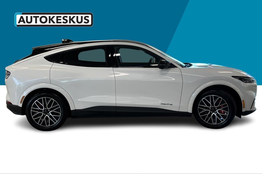 FORD Mustang Mach-E 2025