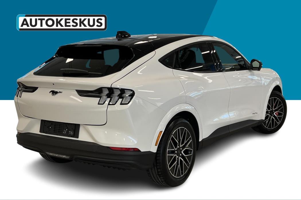 FORD Mustang Mach-E 2025