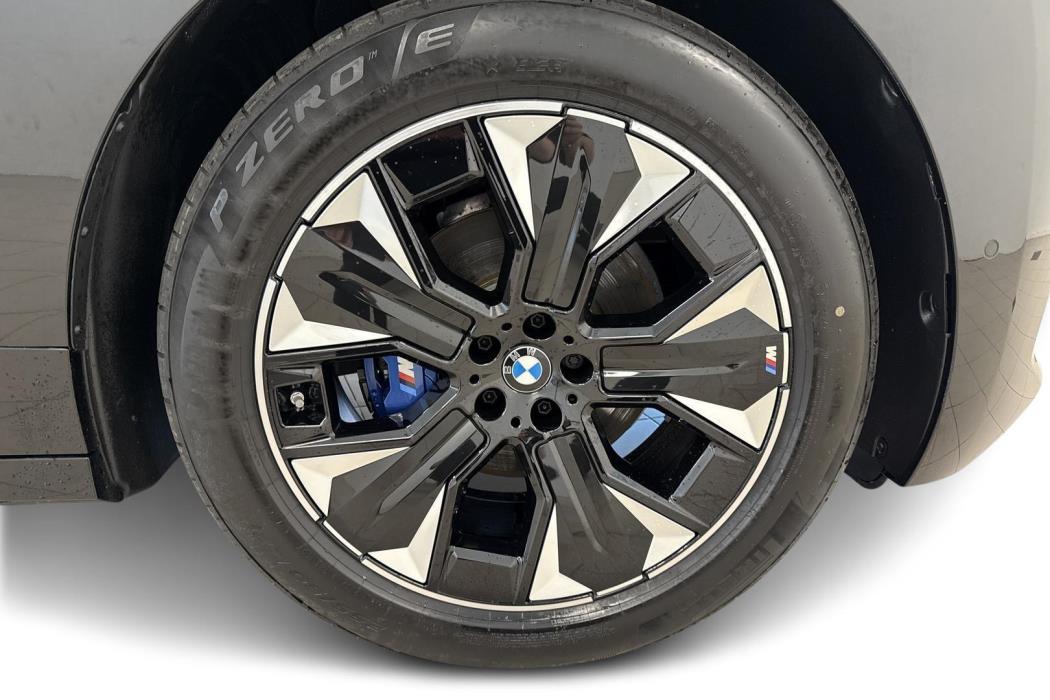 BMW IX 2026