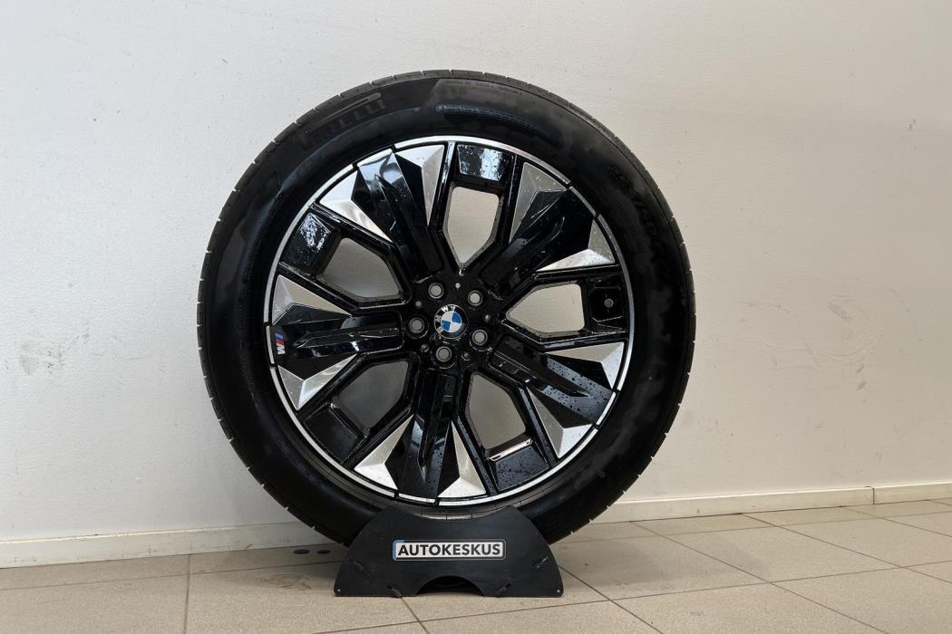 BMW IX 2026