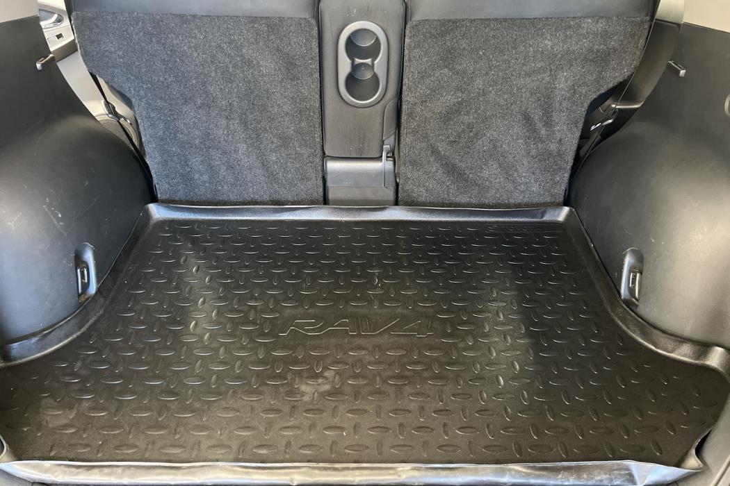 TOYOTA RAV4 2010