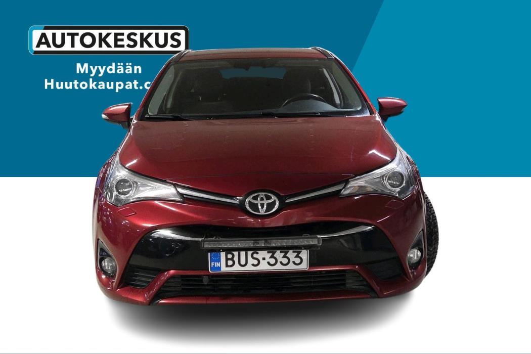 TOYOTA Avensis 2017