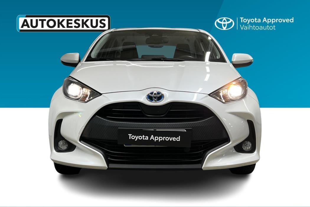TOYOTA Yaris 2021