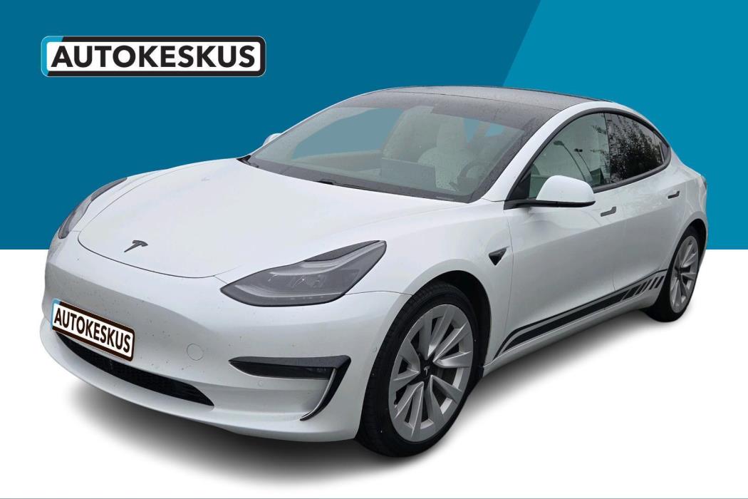 TESLA Model 3 2021