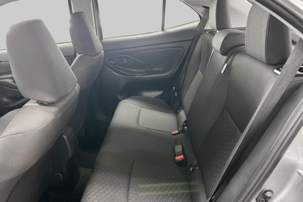 TOYOTA Yaris Cross 2025