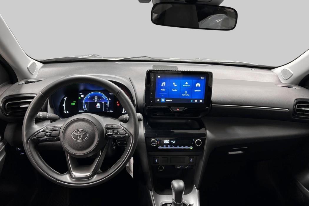 TOYOTA Yaris Cross 2025
