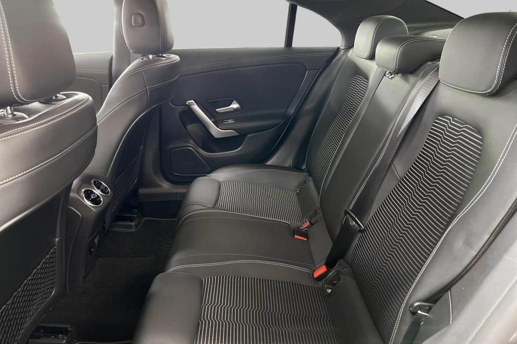 MERCEDES-BENZ CLA 2021