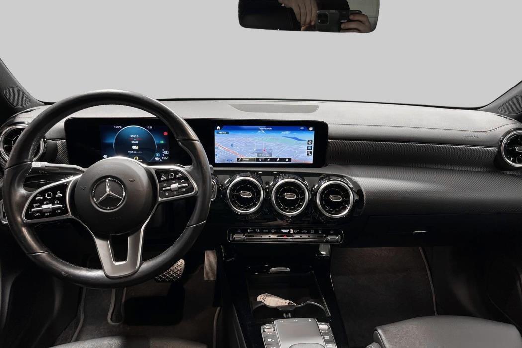 MERCEDES-BENZ CLA 2021