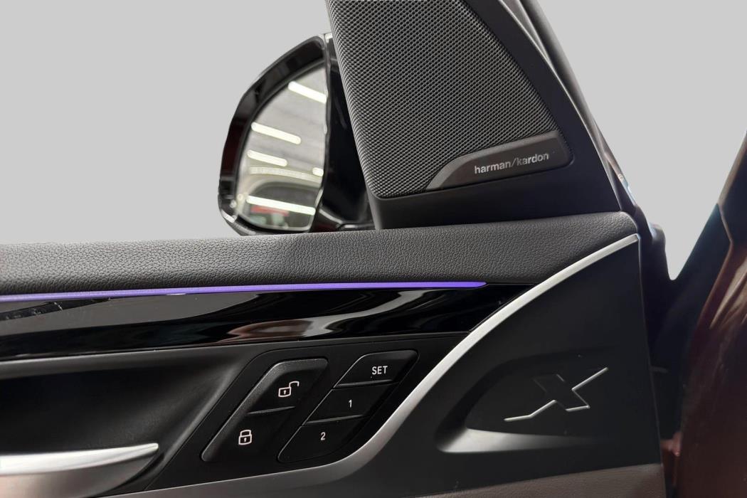 BMW iX3 2021
