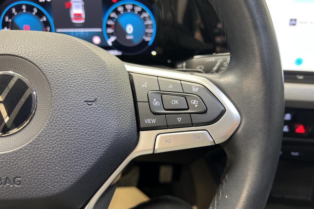 VOLKSWAGEN Golf 2022