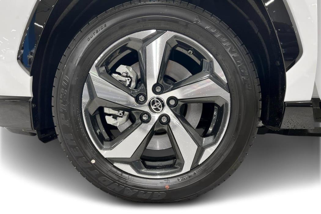 TOYOTA RAV4 Plug-in 2025