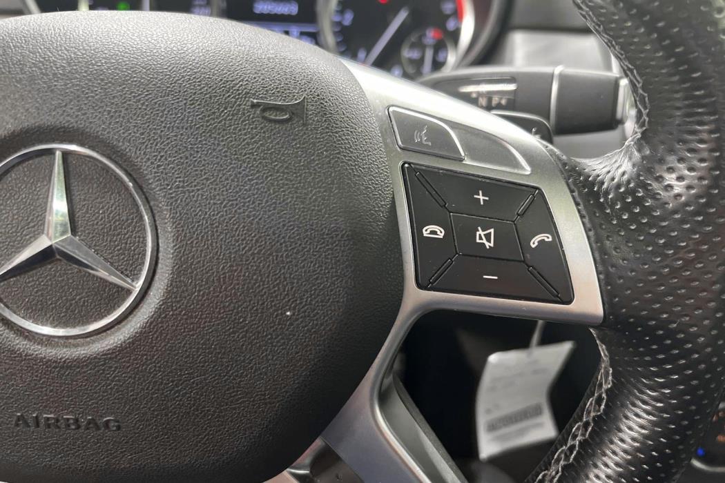MERCEDES-BENZ ML 2012