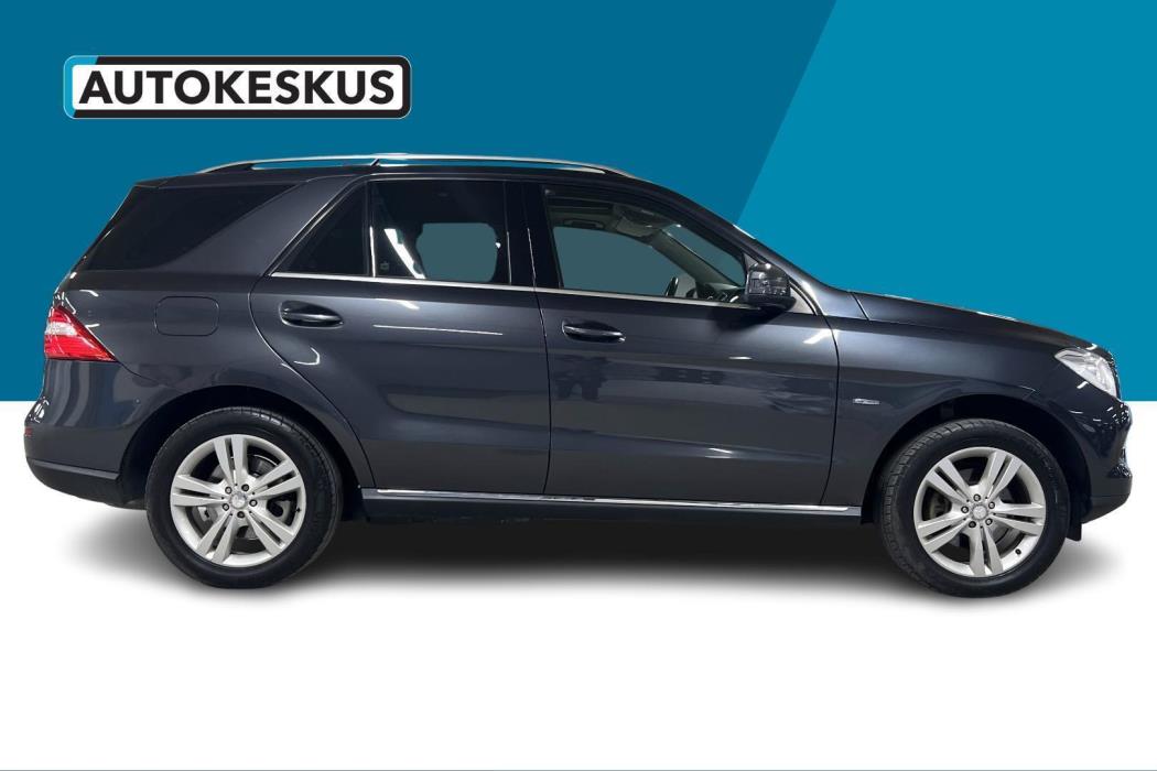 MERCEDES-BENZ ML 2012