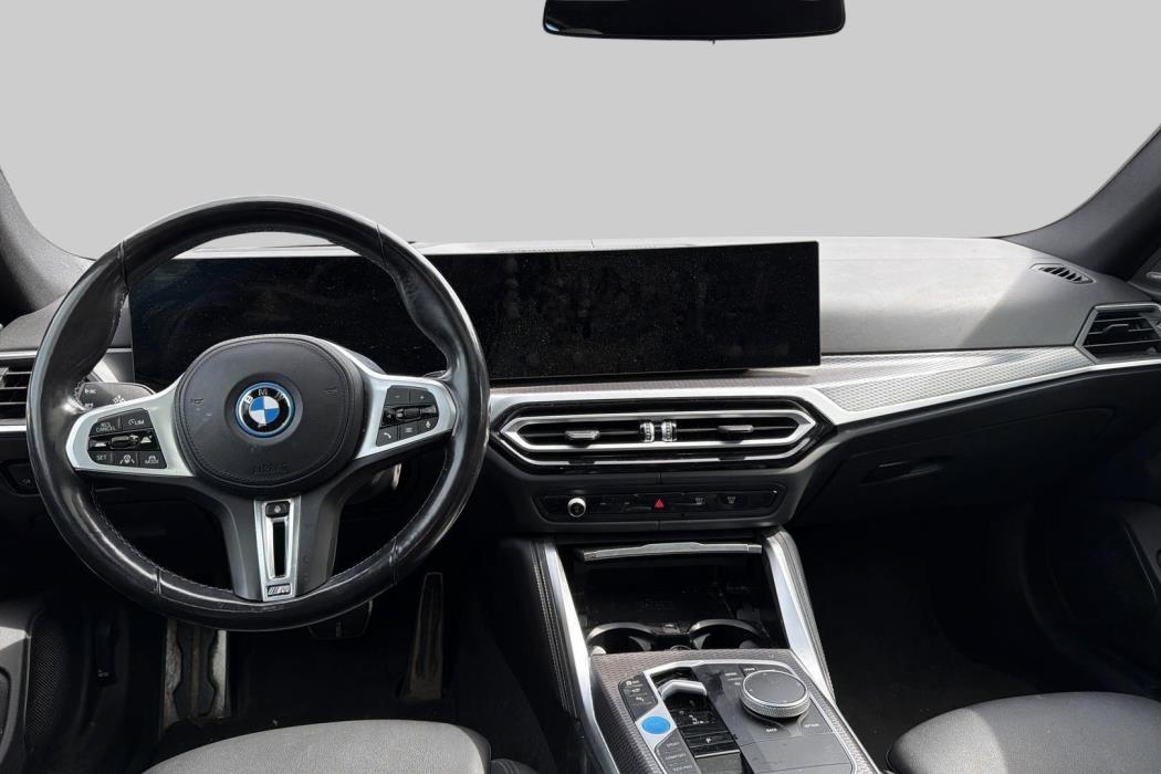 BMW i4 2023