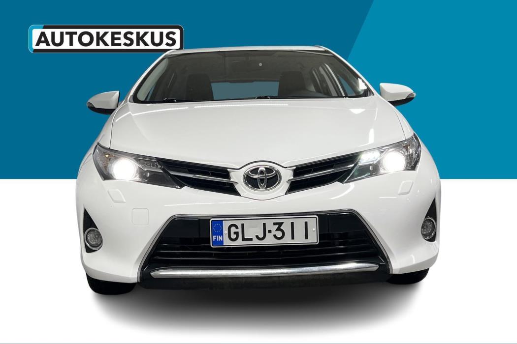 TOYOTA Auris 2014
