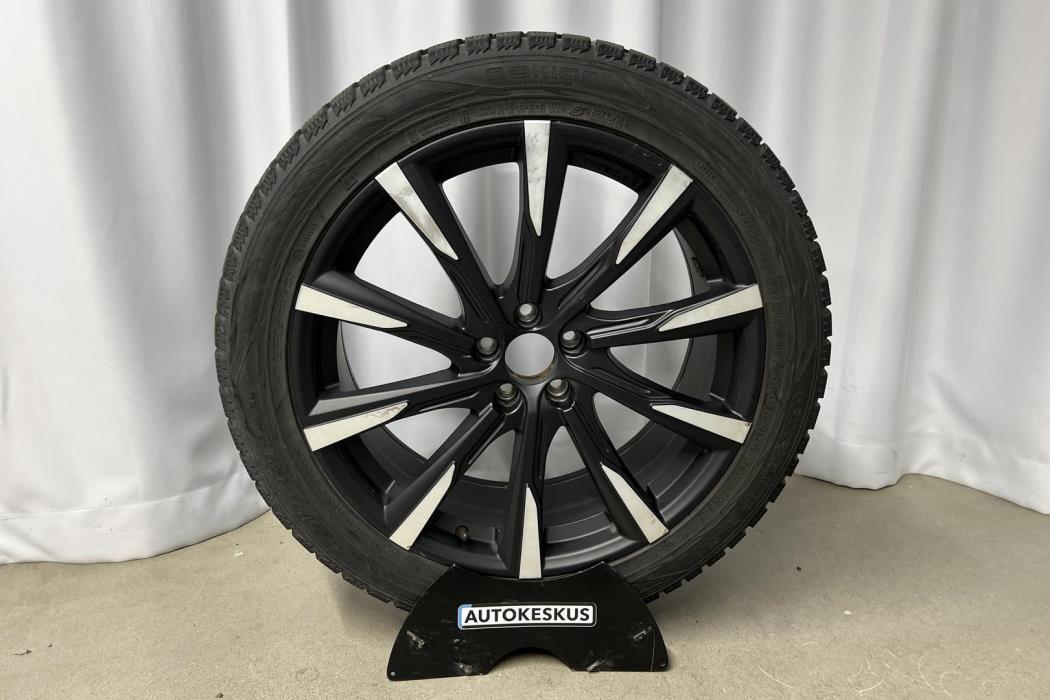VOLVO XC60 2020