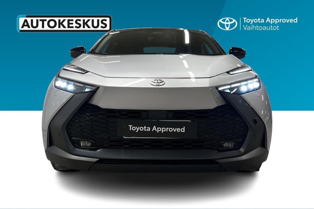 TOYOTA C-HR 2024