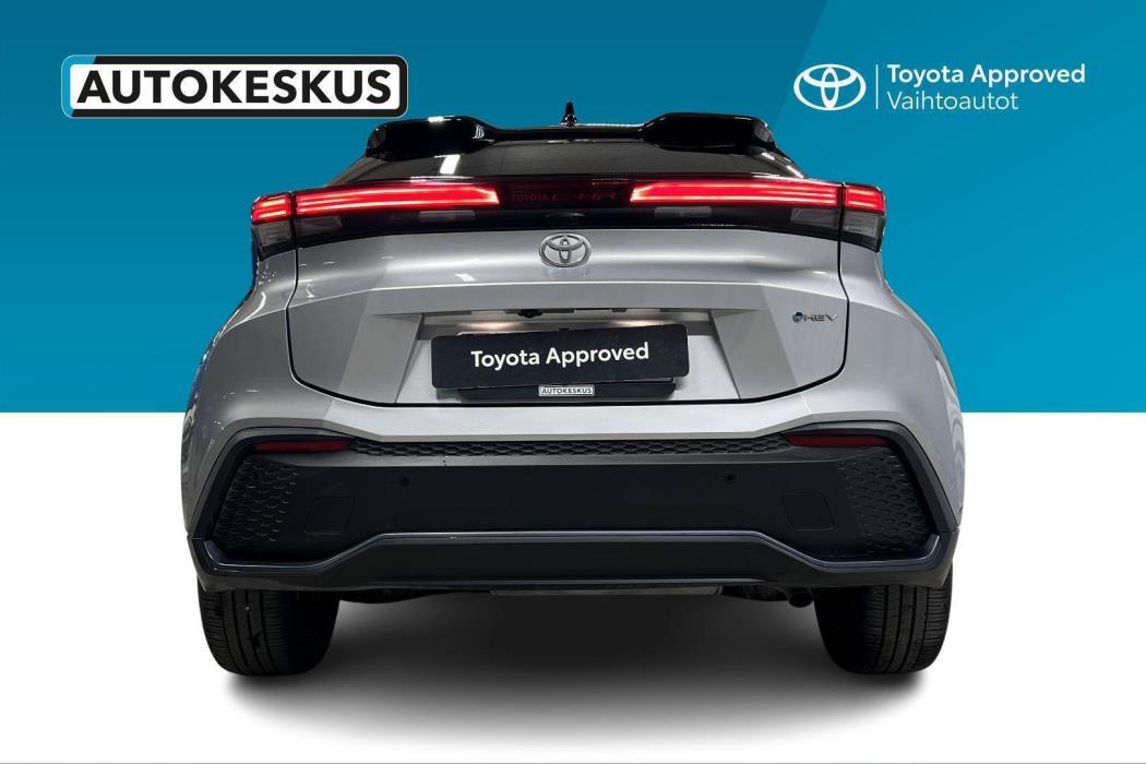 TOYOTA C-HR 2024