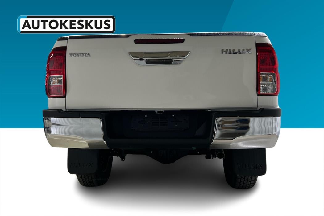 TOYOTA Hilux 2025