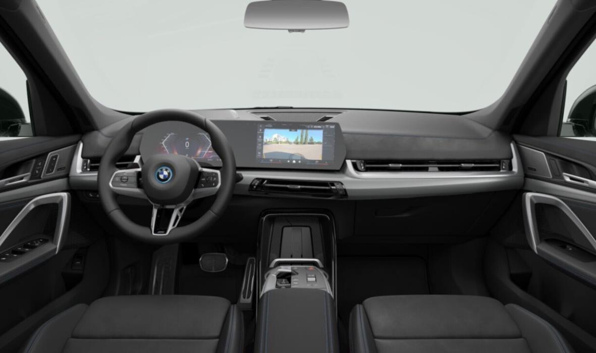 BMW iX1 2027