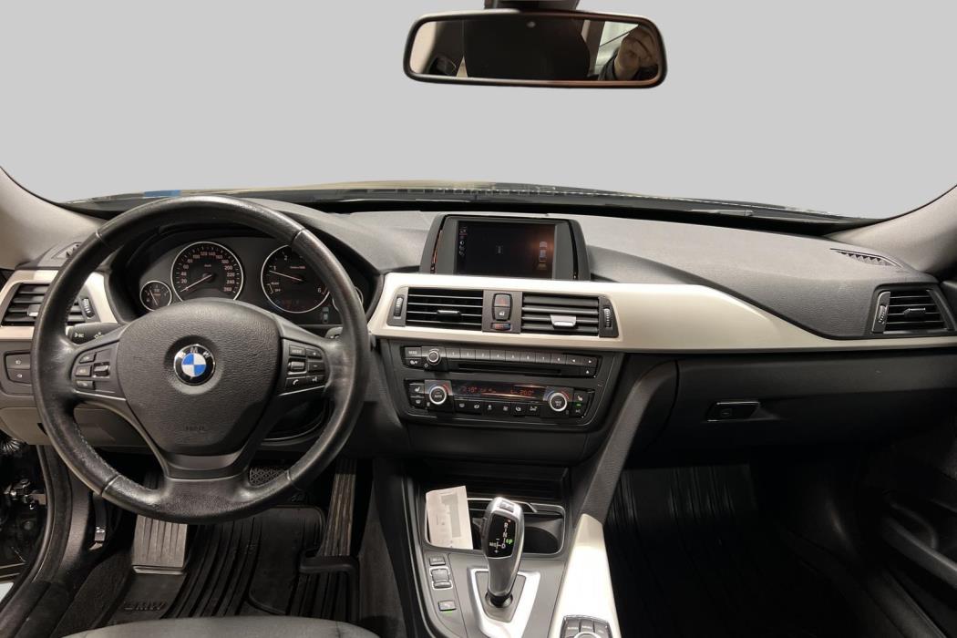 BMW 3-sarja 2015