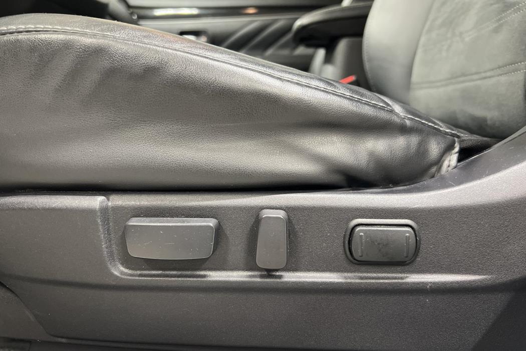 MITSUBISHI Outlander PHEV 2021