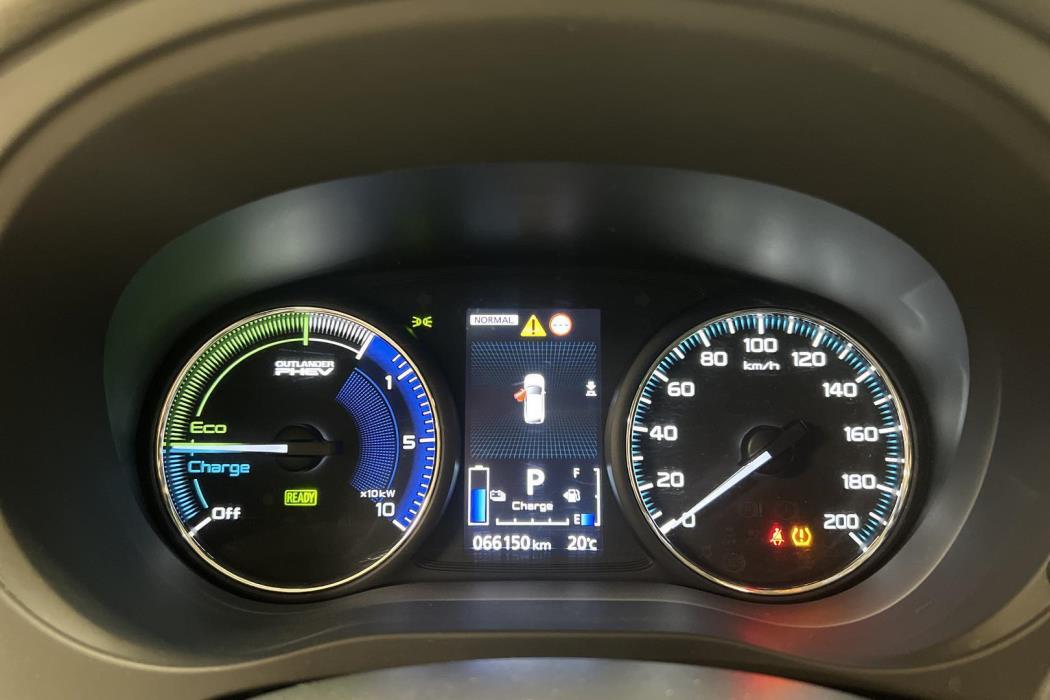 MITSUBISHI Outlander PHEV 2021