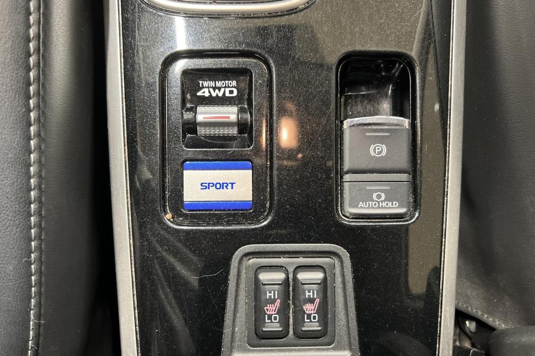 MITSUBISHI Outlander PHEV 2021