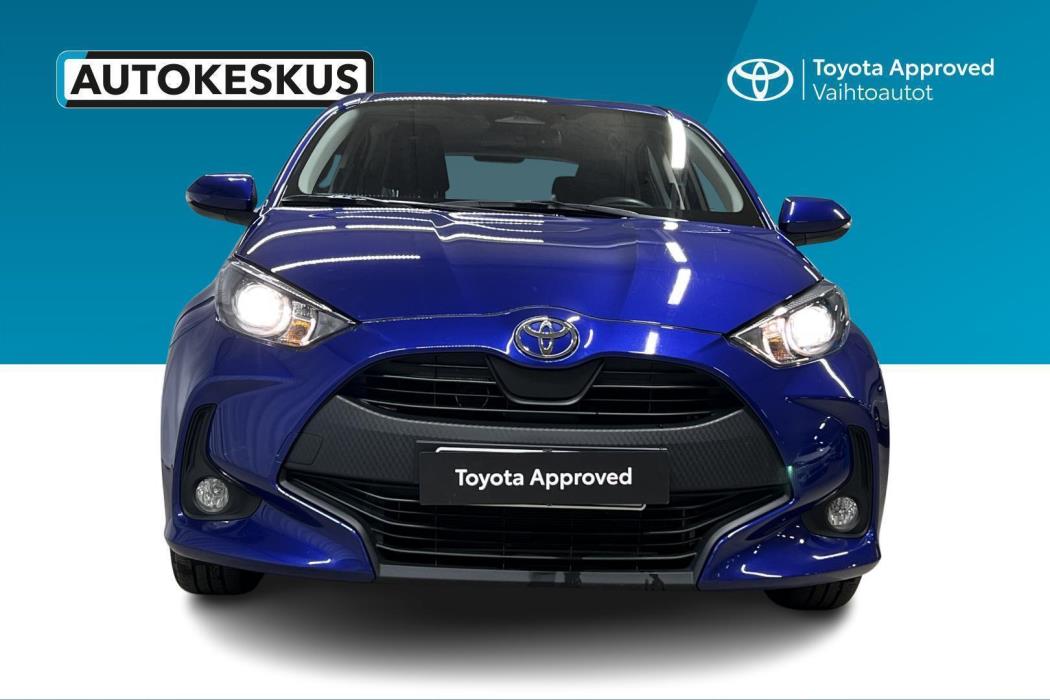 TOYOTA Yaris 2025