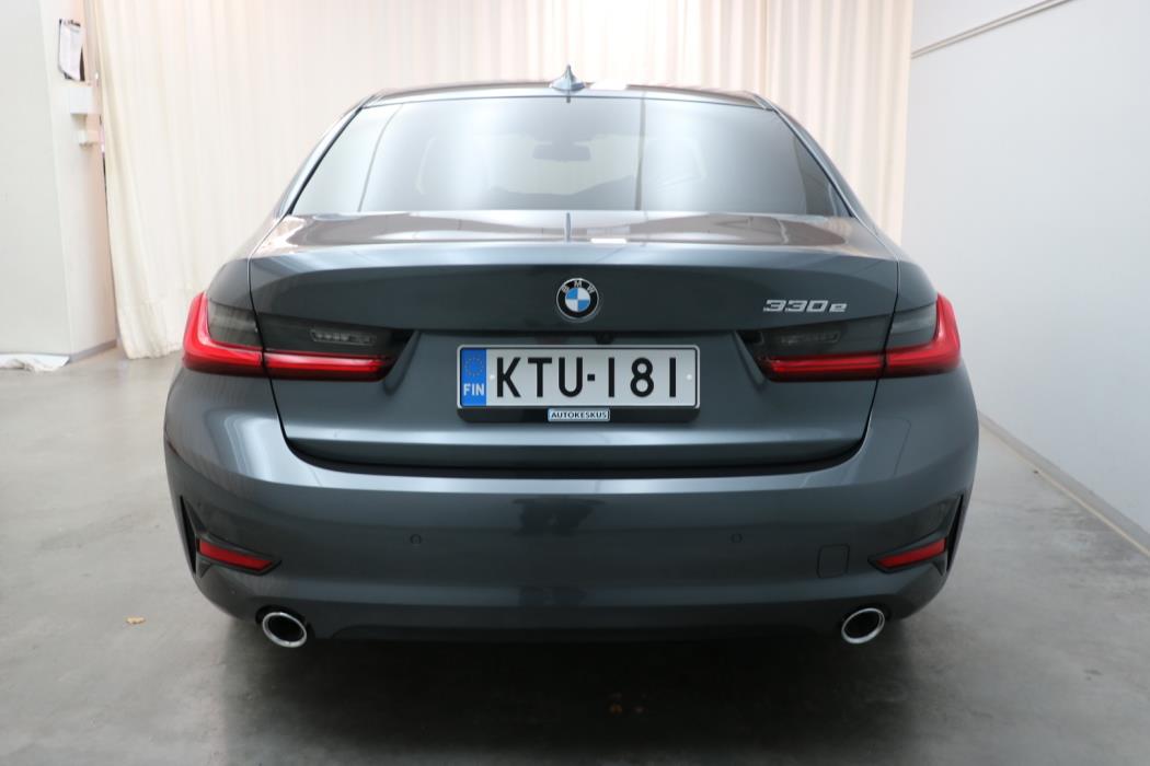 BMW 3-sarja 2022