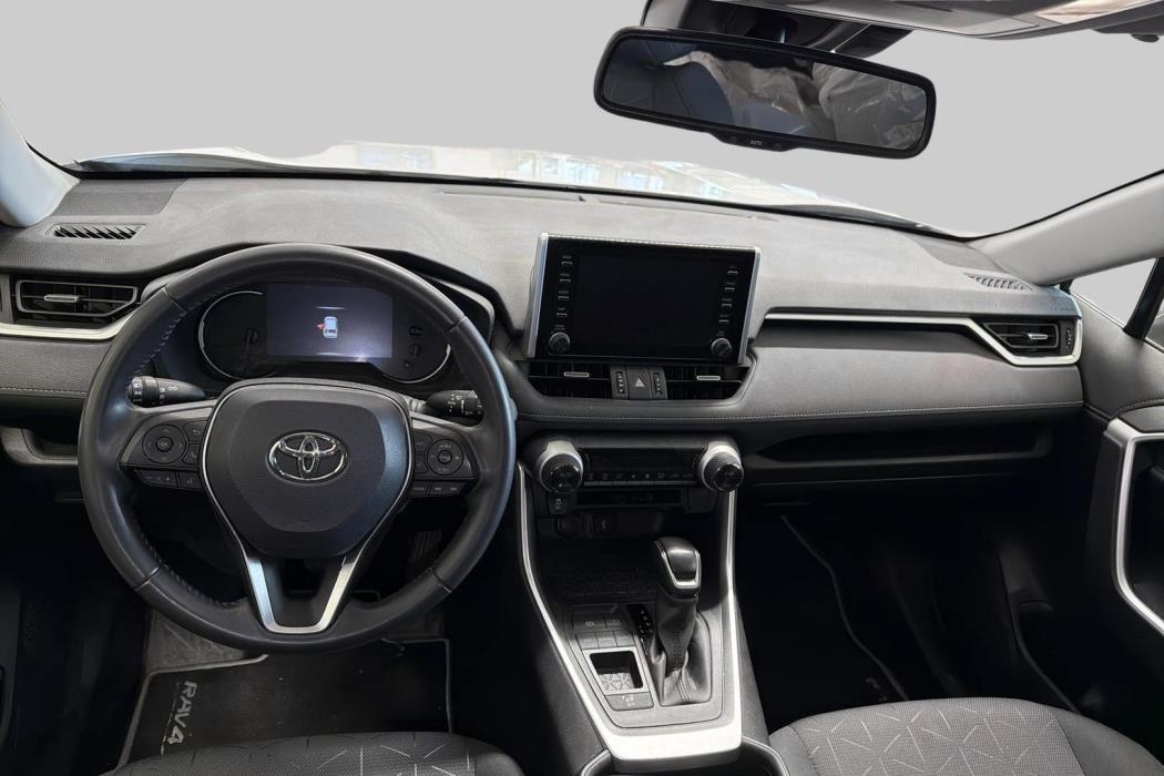 TOYOTA RAV4 2021