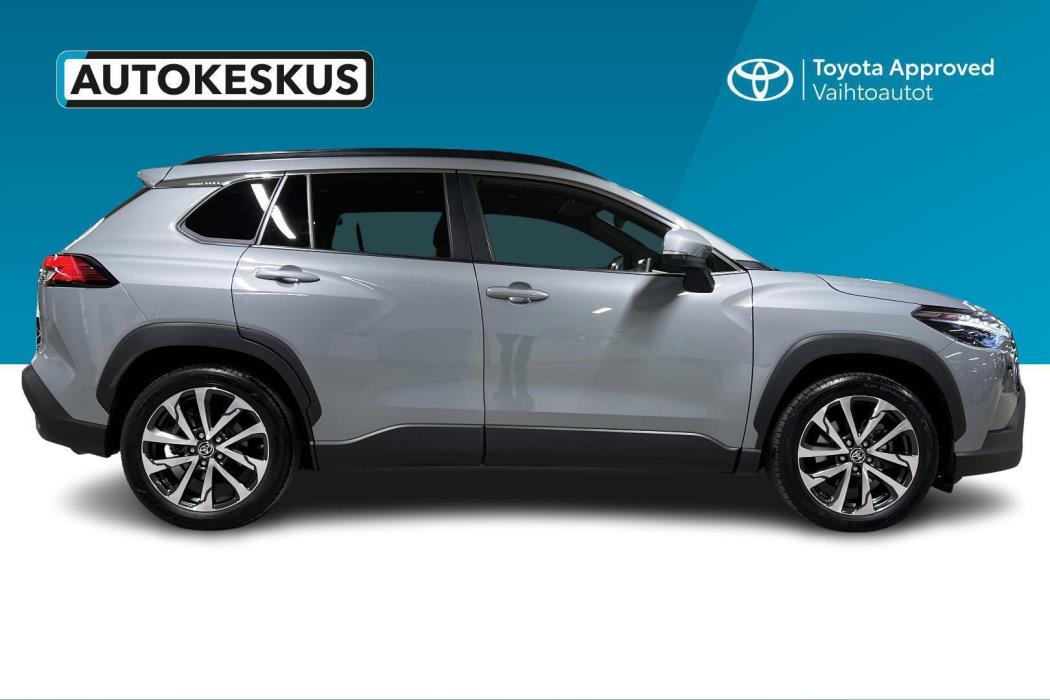 TOYOTA Corolla Cross 2025