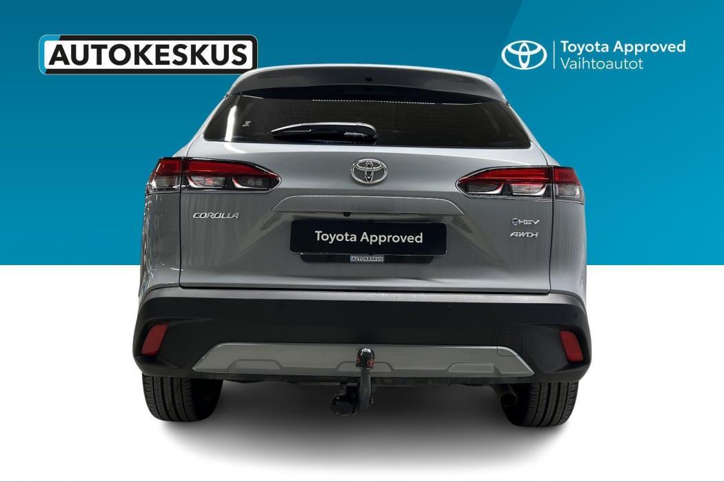 TOYOTA Corolla Cross 2025