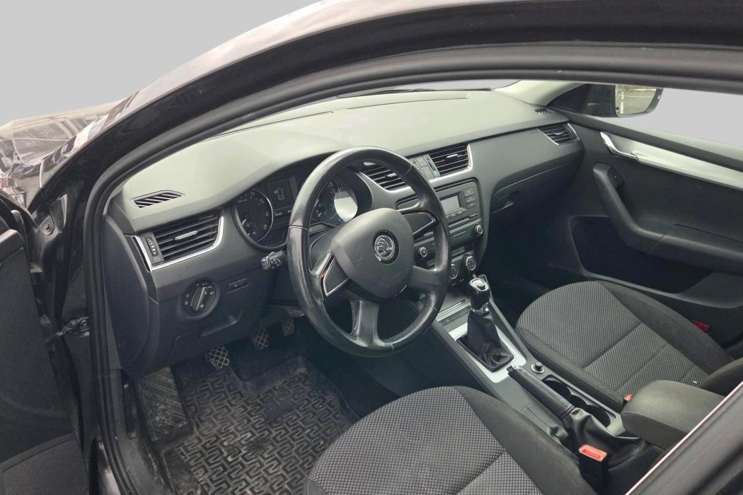 SKODA Octavia 2013