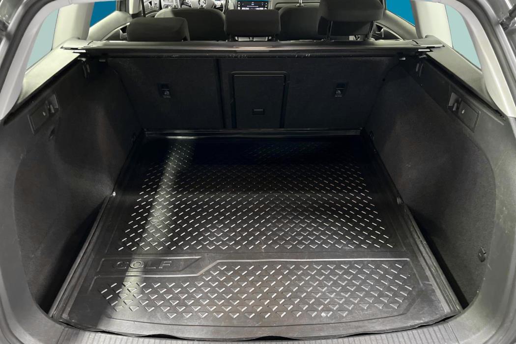 VOLKSWAGEN Golf 2019