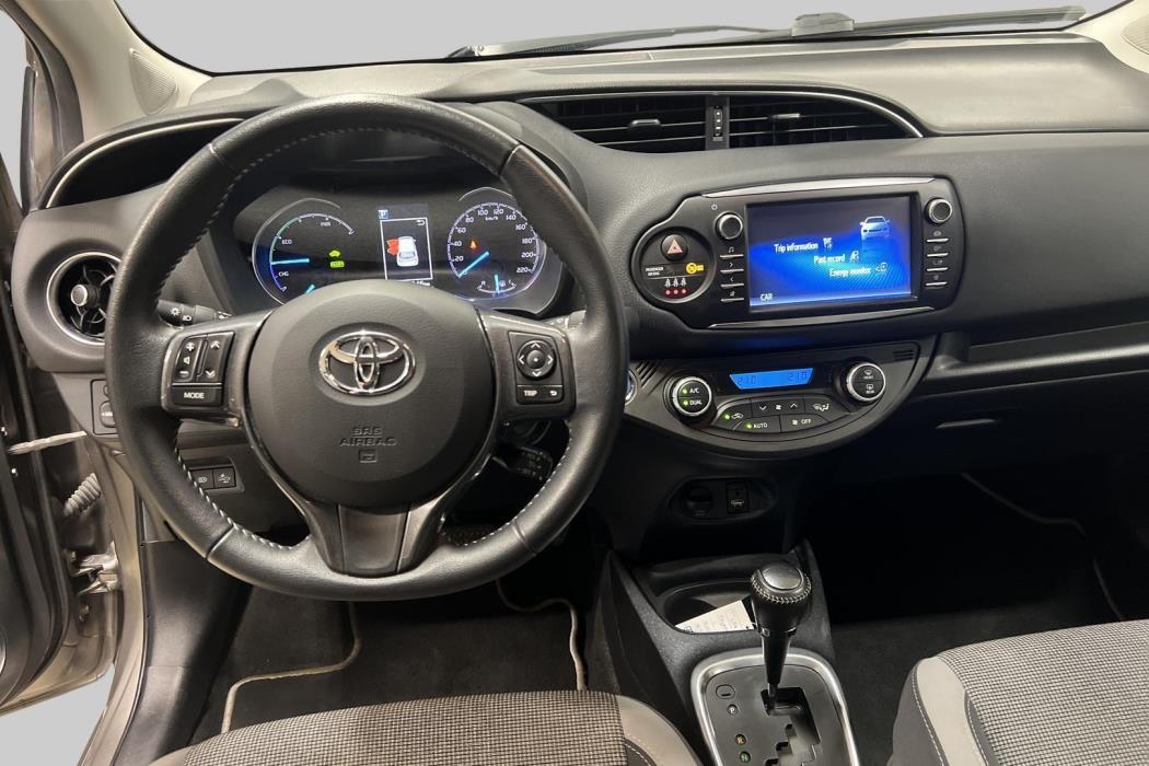 TOYOTA Yaris 2020