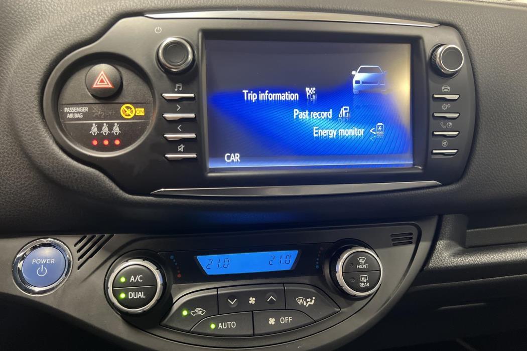 TOYOTA Yaris 2020