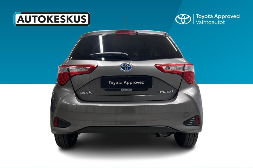 TOYOTA Yaris 2020