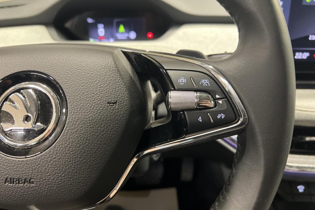 SKODA Enyaq 2025