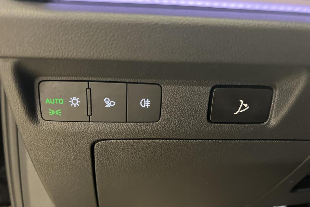 SKODA Enyaq 2025