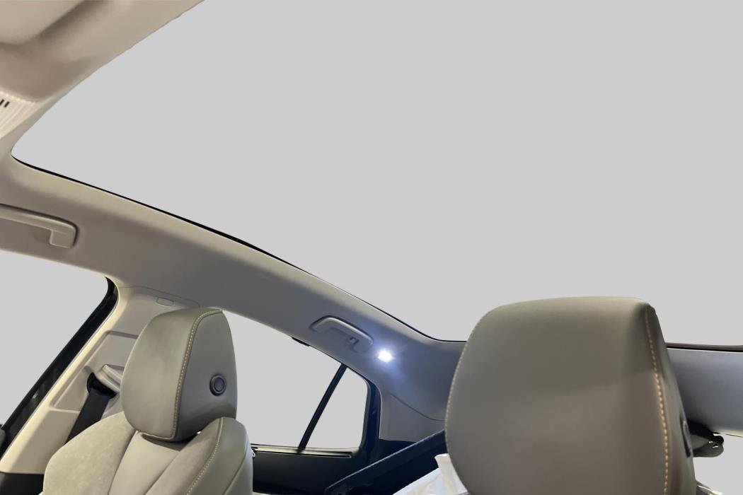 SKODA Enyaq 2025