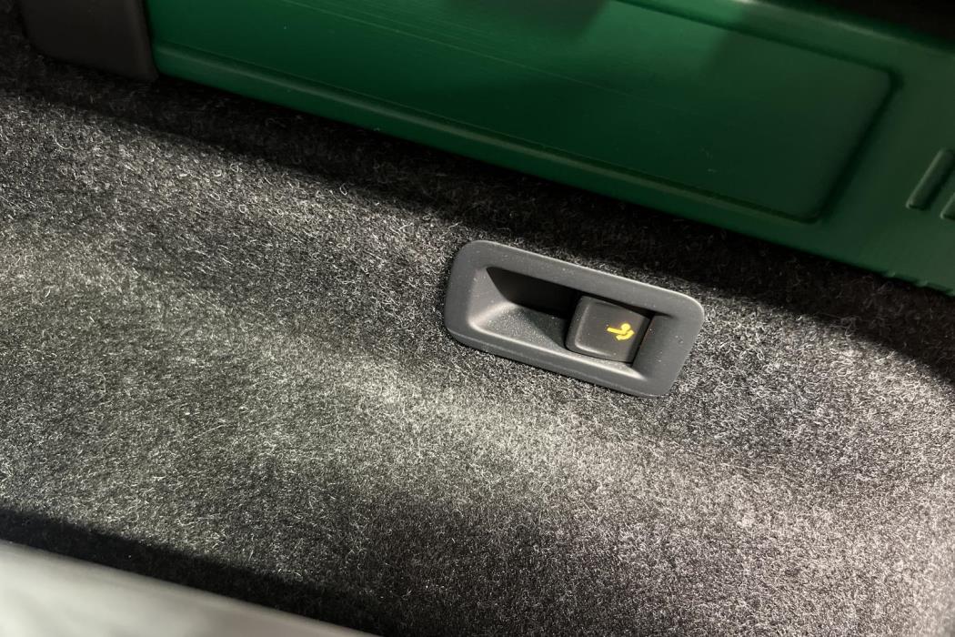 SKODA Enyaq 2025