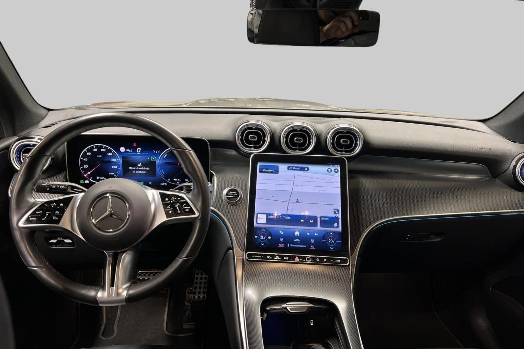 MERCEDES-BENZ GLC 2023